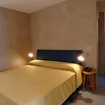 Alojamento de Acomodação e Pequeno-almoço Il Roseto 4*