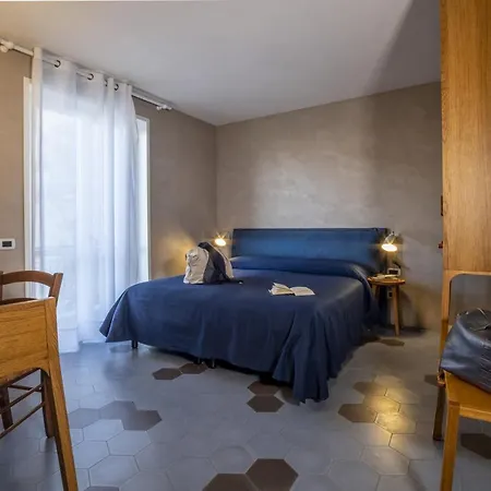 ベッド・アンド・ブレックファスト イル ロゼート 4*