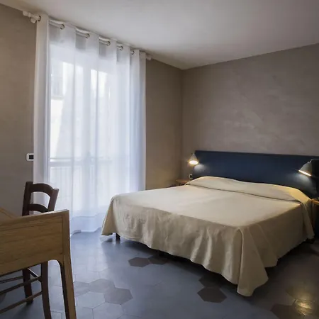 Il Roseto Alojamento de Acomodação e Pequeno-almoço 4*