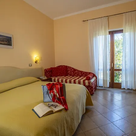 Il Roseto Sorrent
