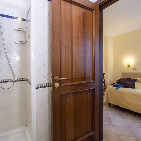 Il Roseto Bed & Breakfast 2*